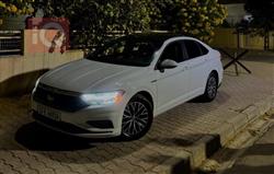 ڤۆڵکسواگن جێتا